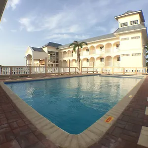 glistening-waters-hotel.comcaribbean.com/